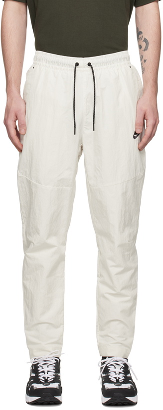 Photo: Nike White Commuter Lounge Pants