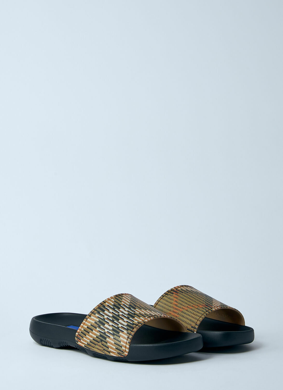 Burberry Check Dive Slides