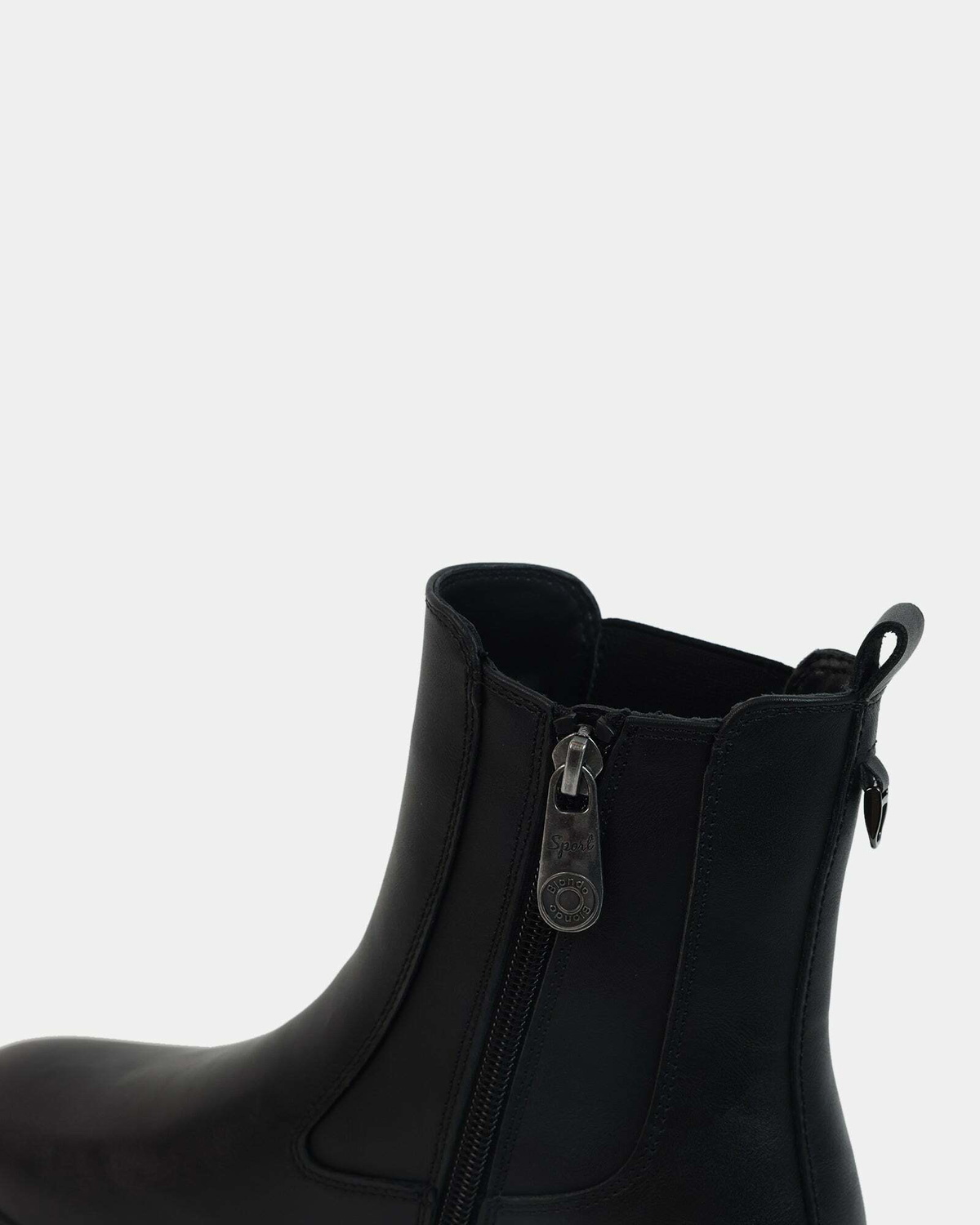 Steve Madden Noelene Booties in Black