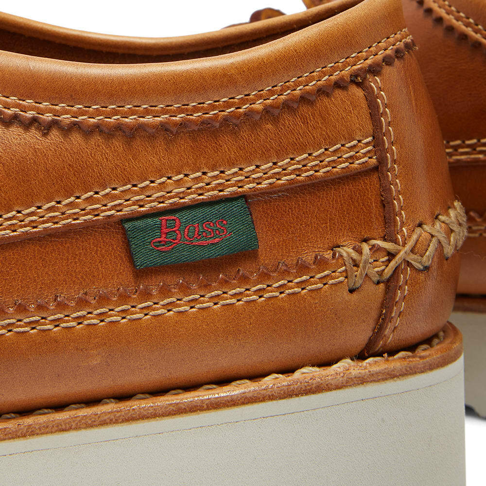 Bass Weejuns Men's Camp Moc III Lyndon in Tan Leather