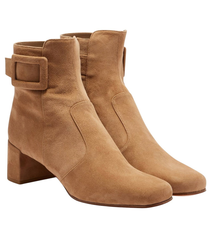 Photo: Roger Vivier Très Vivier Polly 45 leather ankle boots