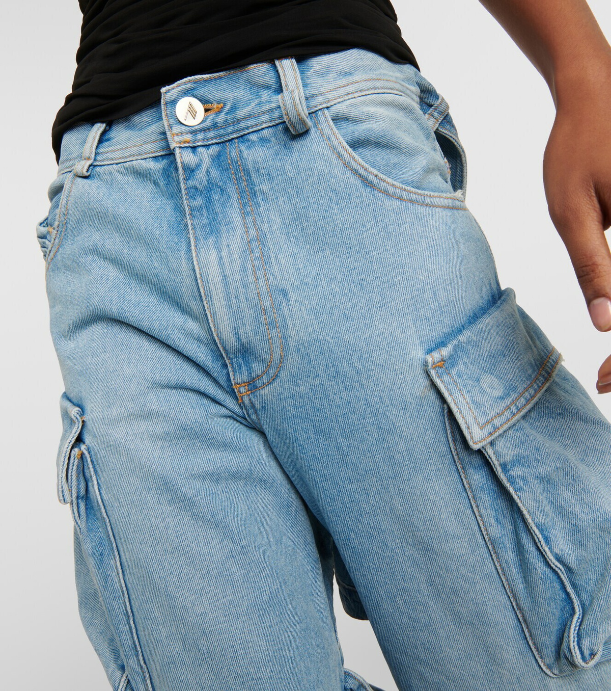 デニム・ジーパン THE ATTICO FW24 CARGO JEANS (241WCP113_D066100) The Attico Fern Cargo Jeans | Blue | FARFETCH