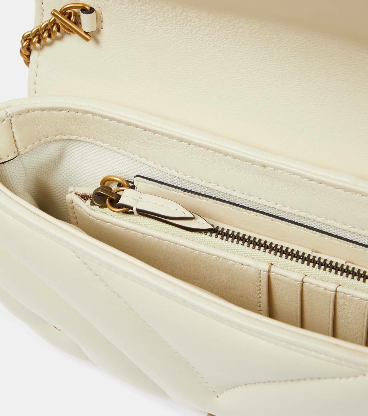 VIP価格☆GUCCI GG MARMONT ミニバッグ レザー Gucci GG Marmont Small Shoulder Bag Black Matelassé Leather