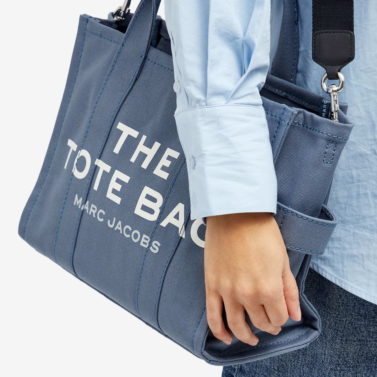 Marc Jacobs Women's The Medium Tote in Blue Shadow Marc Jacobs