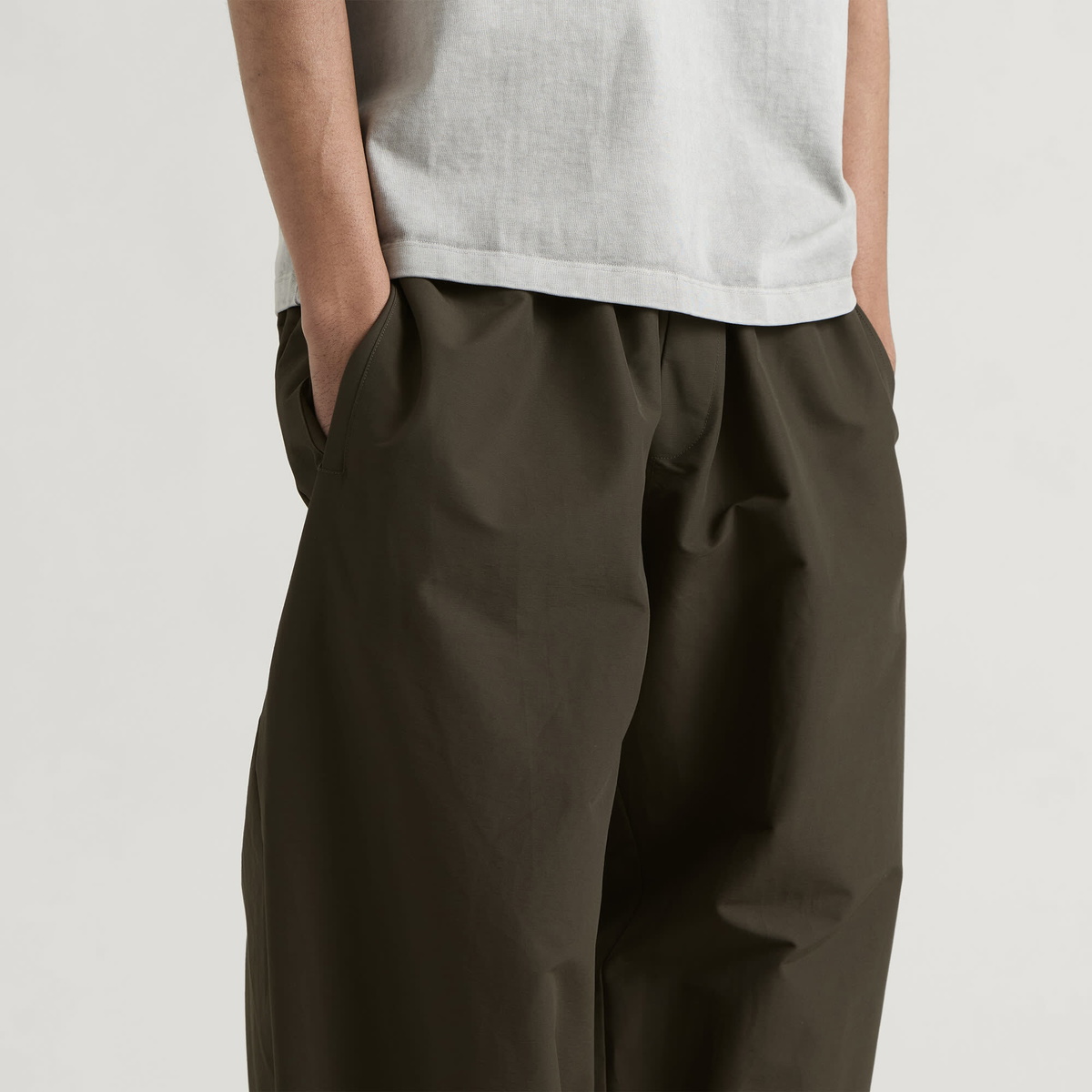Entire Studios Men's Profile Pant Nylon in Bark