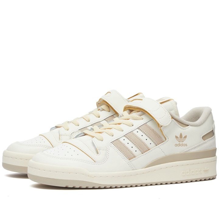Photo: Adidas Men's Forum 84 Low Sneakers in Off White/Beige/White