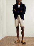 De Bonne Facture - Straight-Leg Pleated Cotton-Twill Shorts - Neutrals