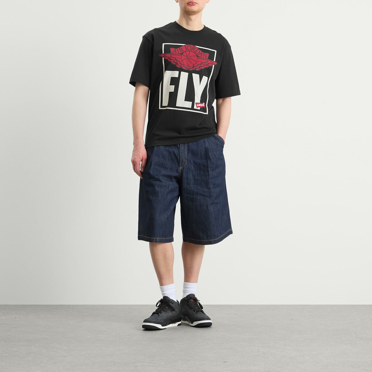 Air Jordan Men's x Levi's T-Shirt in Black