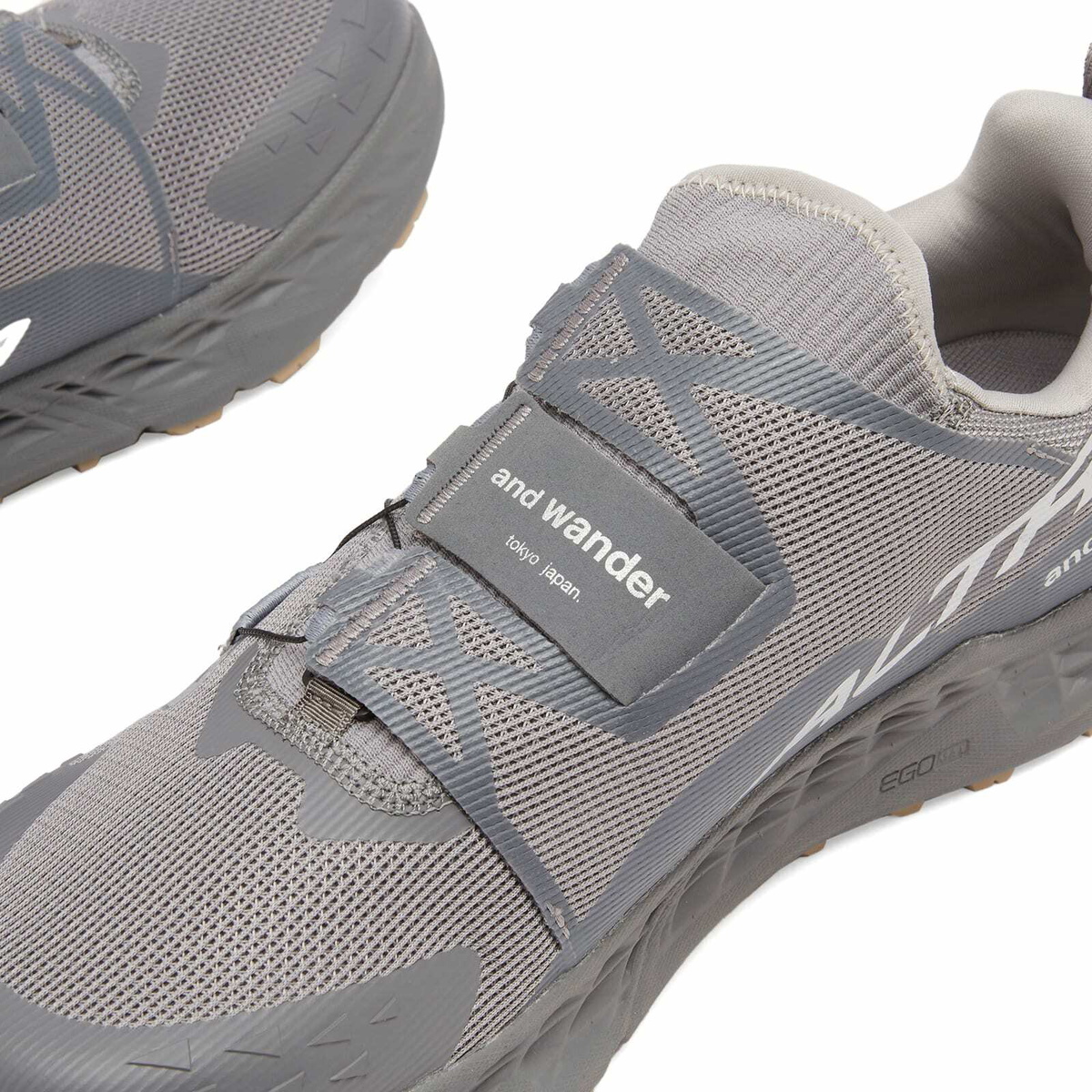 and wander Men's x Altra Timp 5 Boa Sneakers in Grey and Wander