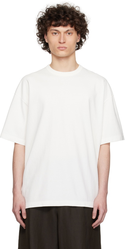 Photo: YLÈVE Off-White Open End Cotton Pigment Dye T-shirt