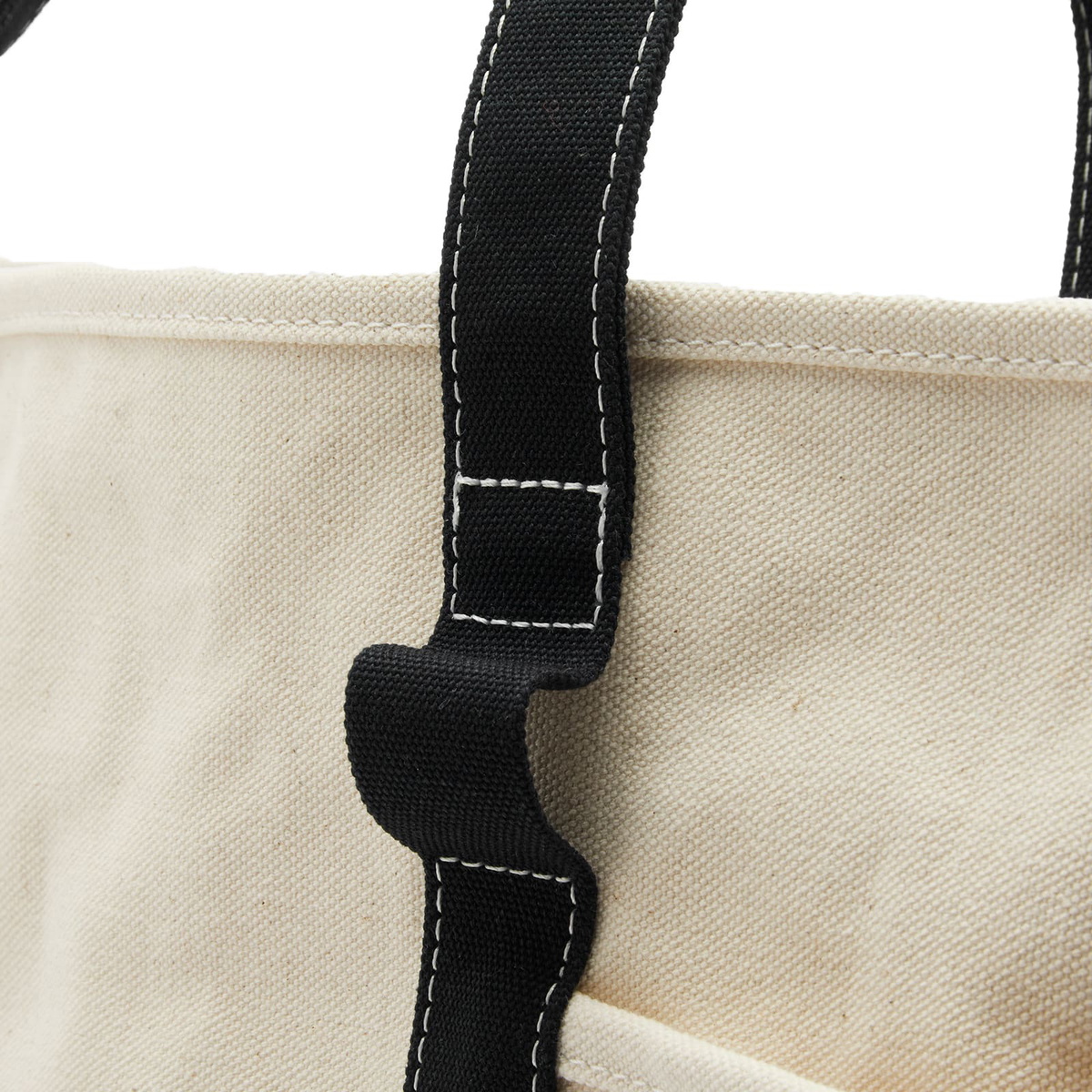 Mazi Untitled Cafe Tote Bag in Ecru/Black 