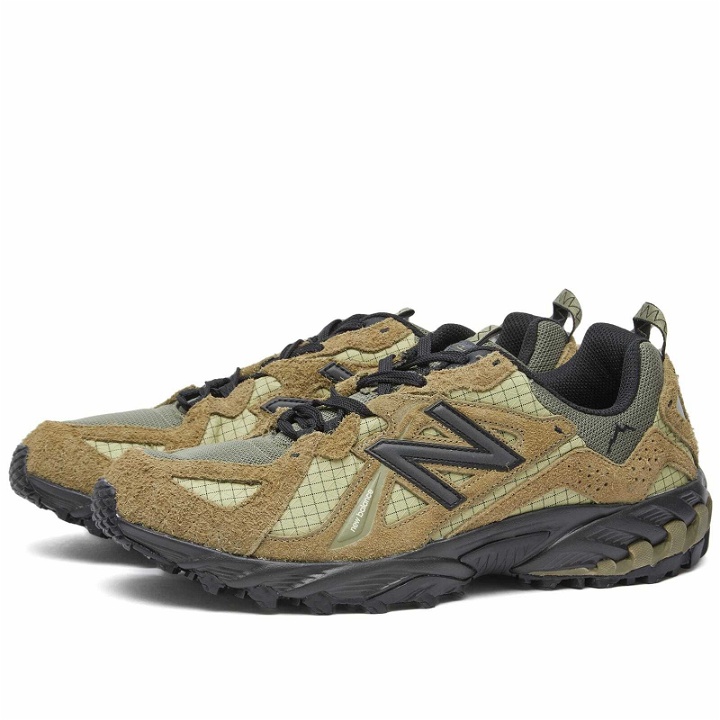 Photo: New Balance Men's x CAYL ML610TCL Sneakers in Covert Green