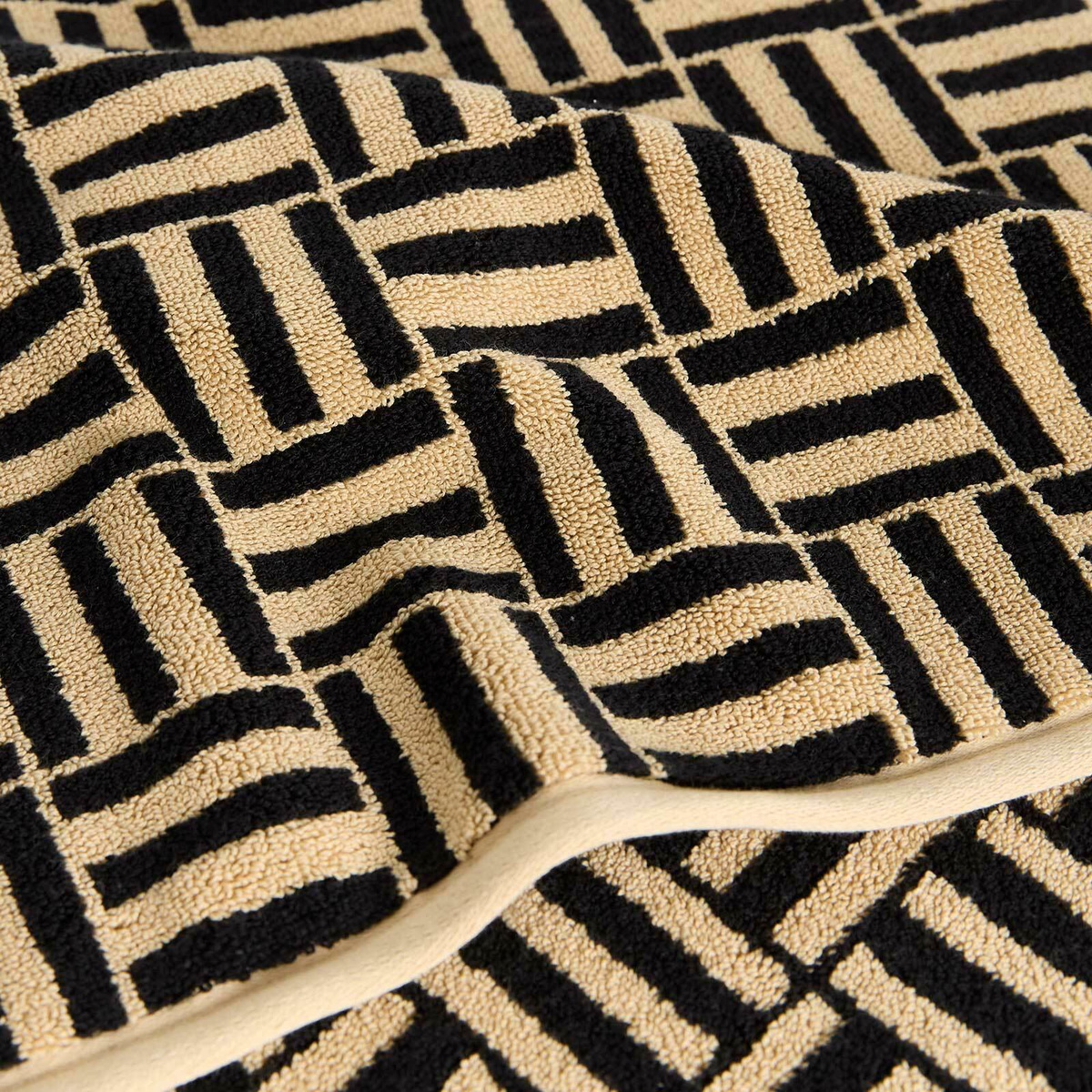 Baina Saroma Bath Mat in Sand/Noir 