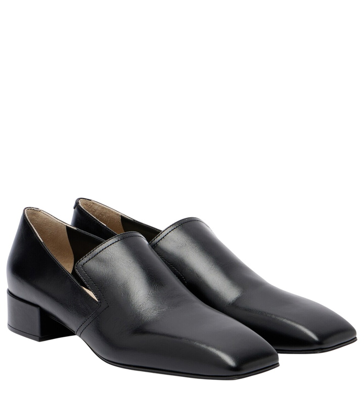 Photo: Christen Classic Square leather loafers