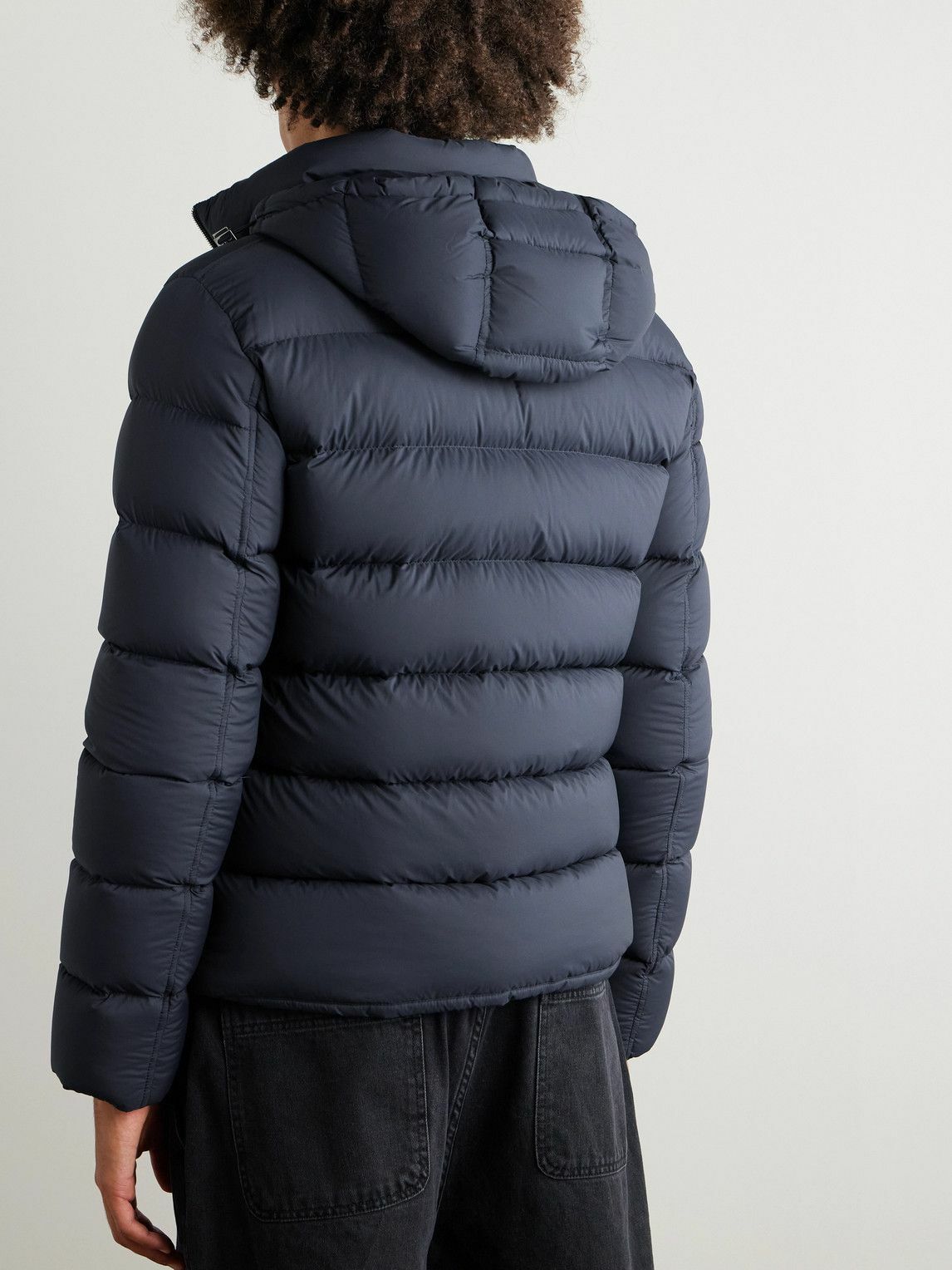 ブルゾン Herno Navy Blue Shiny Effect Down Jacket Herno Shiny Effect Down Jacket - Navy Blue | Garmentory