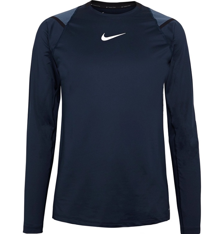 Photo: Nike Training - Pro Mesh-Panelled AeroAdapt T-Shirt - Blue