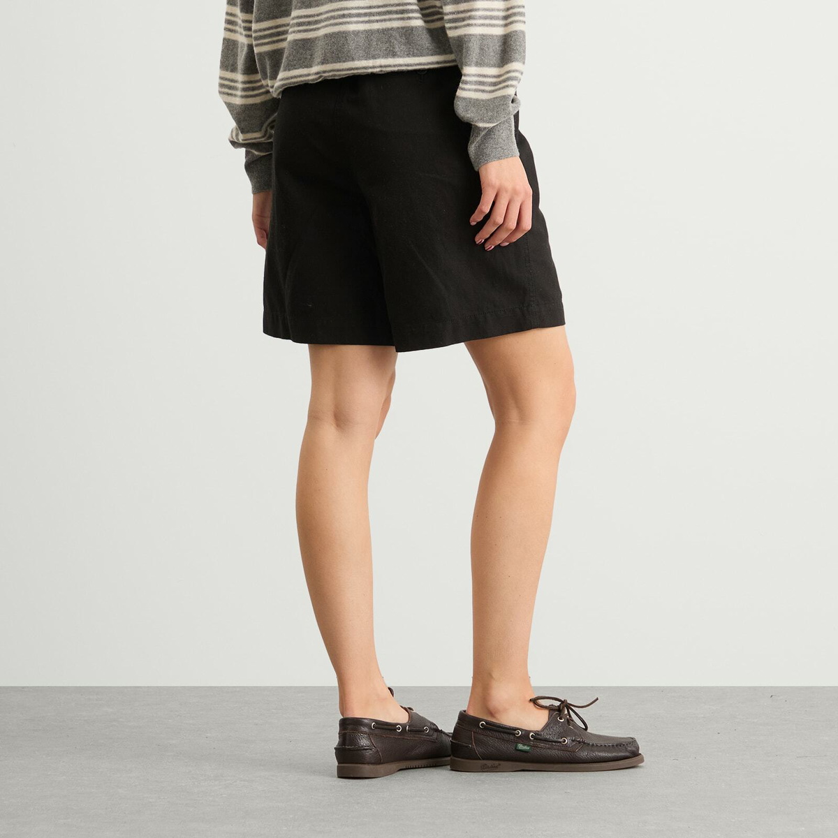 Nothing Written Women's Pale Linen Shorts in Black