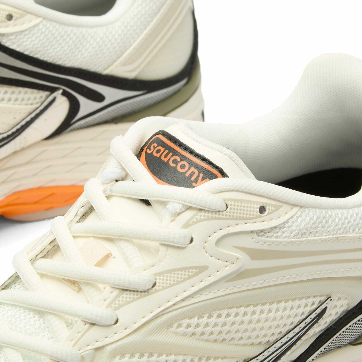 Saucony Progrid Omni 9 Sneaker in White/Turmeric