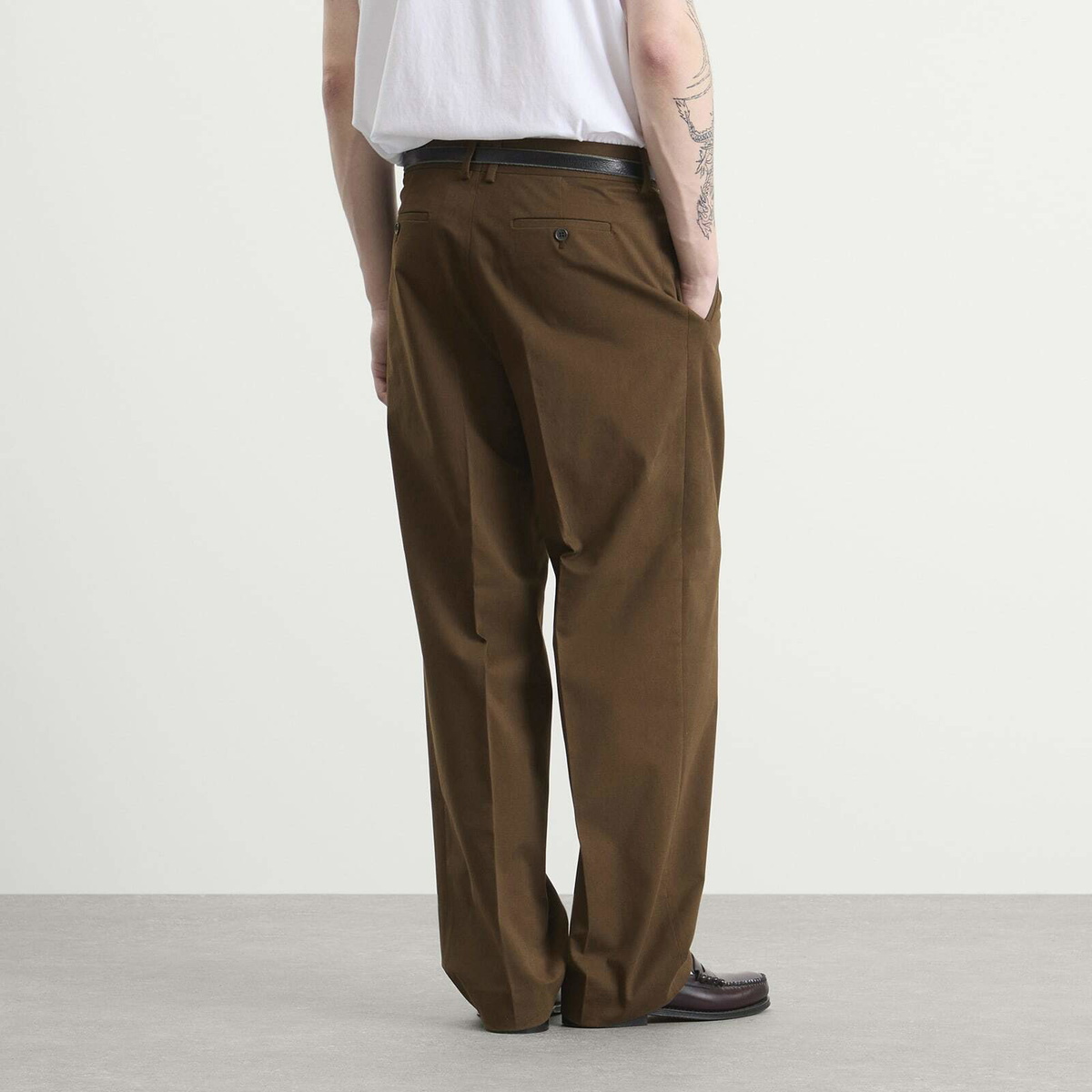 Le Père Men's Pleated Trousers in Brown