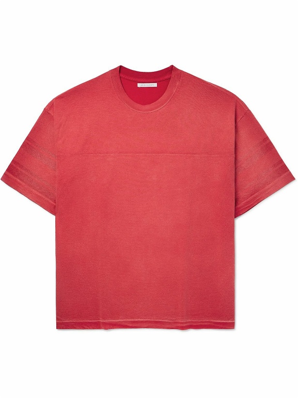 Photo: John Elliott - Rush Practice Oversized Cotton-Jersey T-Shirt - Red