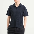 Homme Plissé Issey Miyake Men's Pleat Polo Shirt in Navy