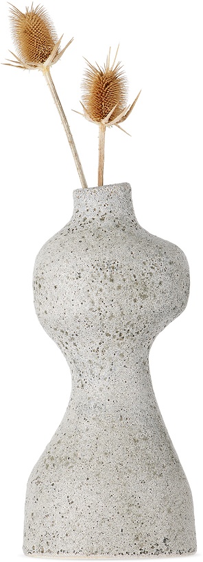 Photo: ferm LIVING Gray Medium Yara Vase