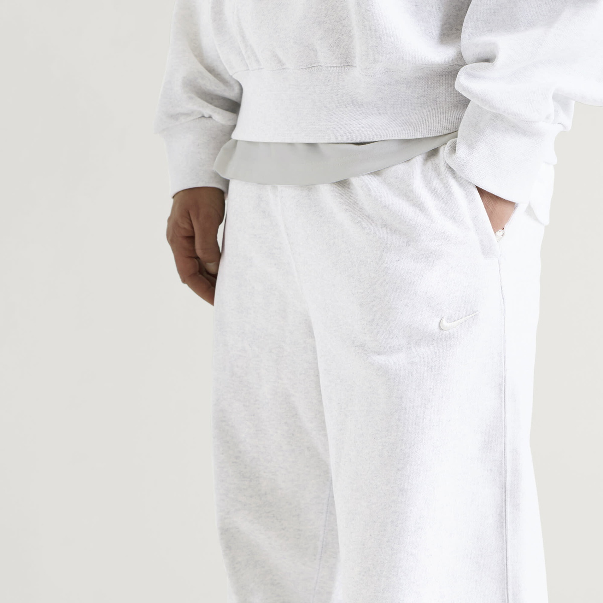 Nike Men's 560 Fleece Sweat Pant in Birch Heather