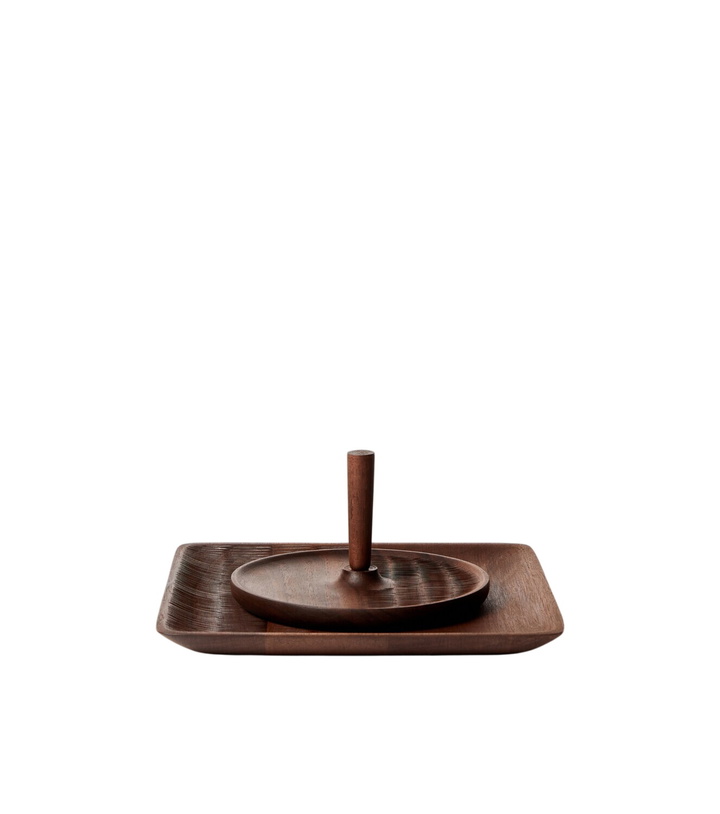 Photo: Zanat Nakit walnut decorative tray by Monica Förster