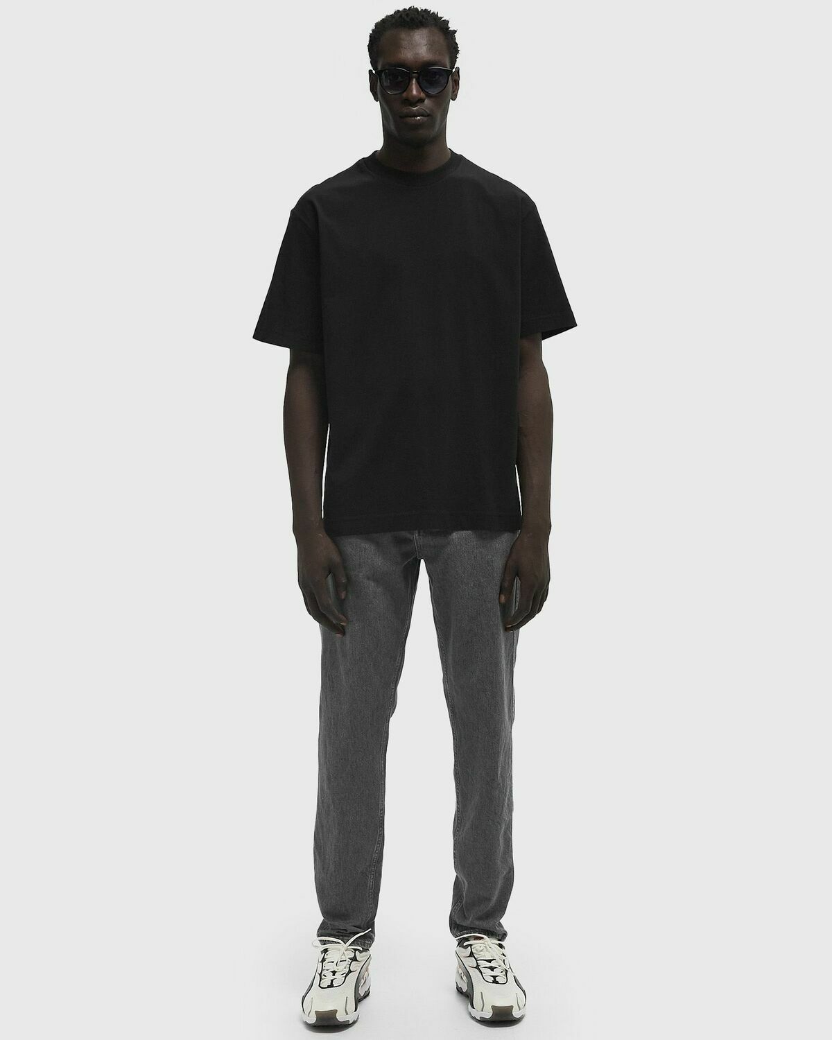 CLOSED CLASSIC TEE Black Mens Shortsleefe