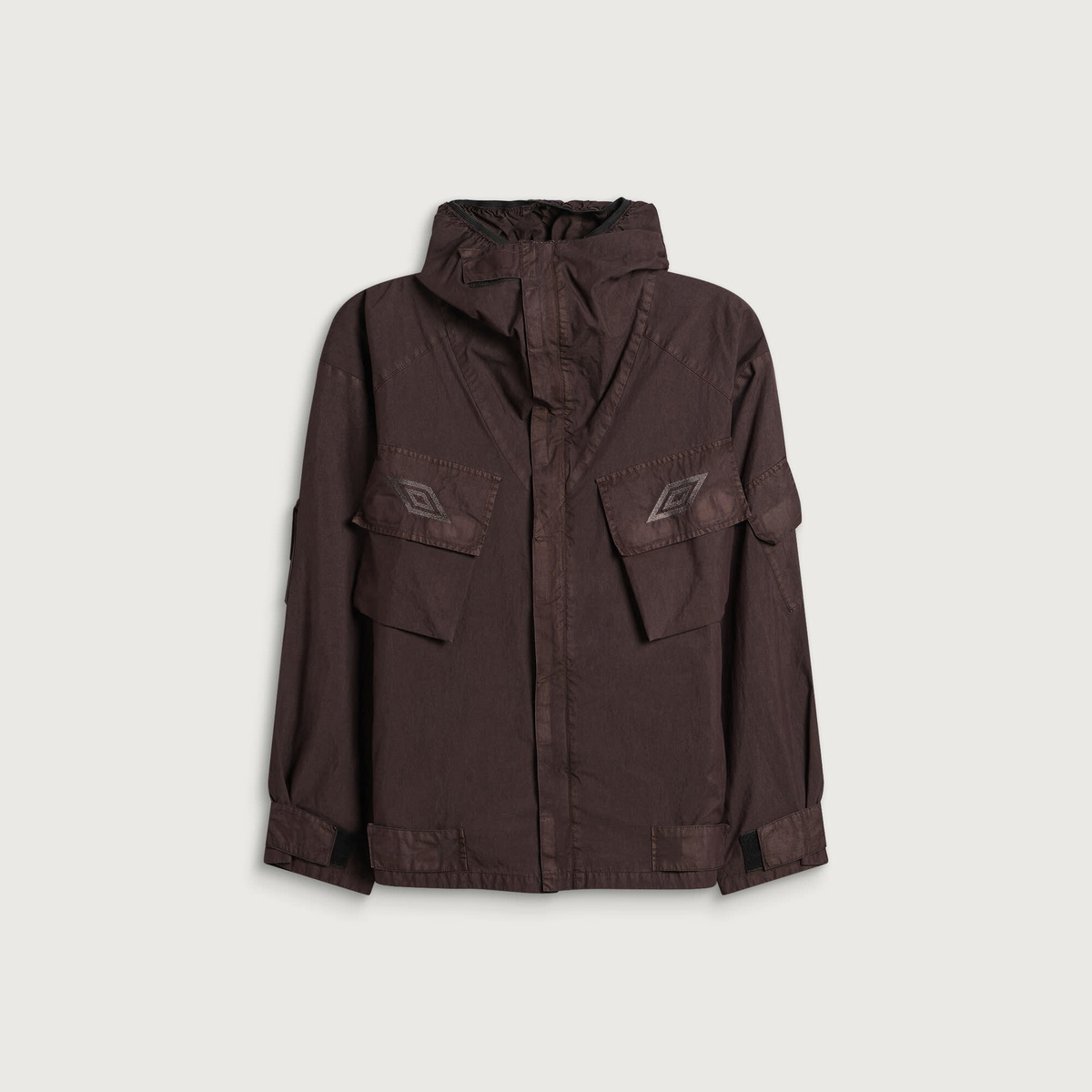 Umbro by Slam Jam Men's Midfield Jacket in Plum Grey