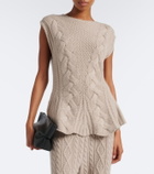 Lisa Yang Signy cable-knit peplum cashmere top