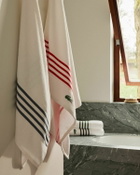 Lacoste Lcourtli Bath Towel 70 C Mx140 Cm White Bathing/Home Deco