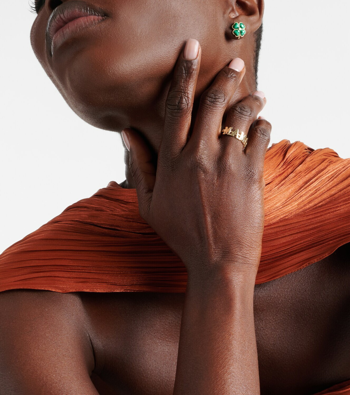 Yvonne Léon Mama 9kt gold ring with diamonds