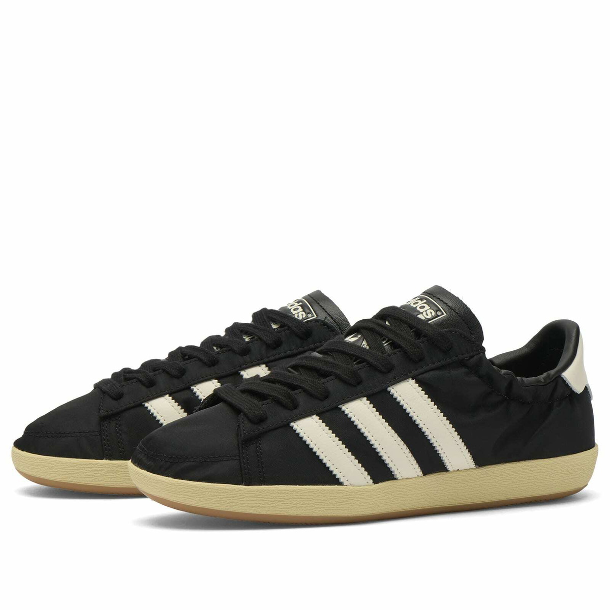 Adidas Women's Jabbar Low Scrunch in Core Black/Off White/Warm Vanilla