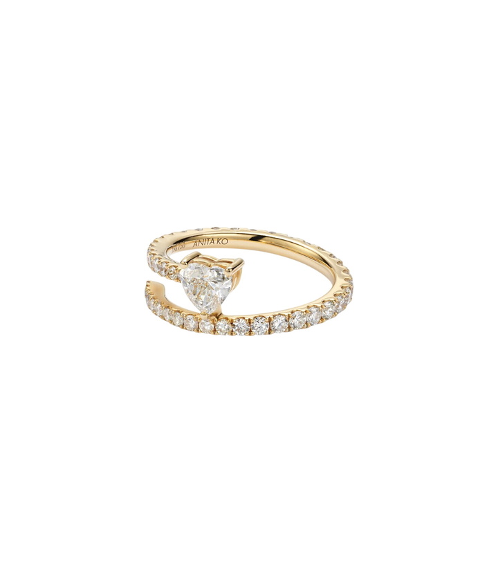 Photo: Anita Ko 18kt gold (750/1000) ring with diamonds