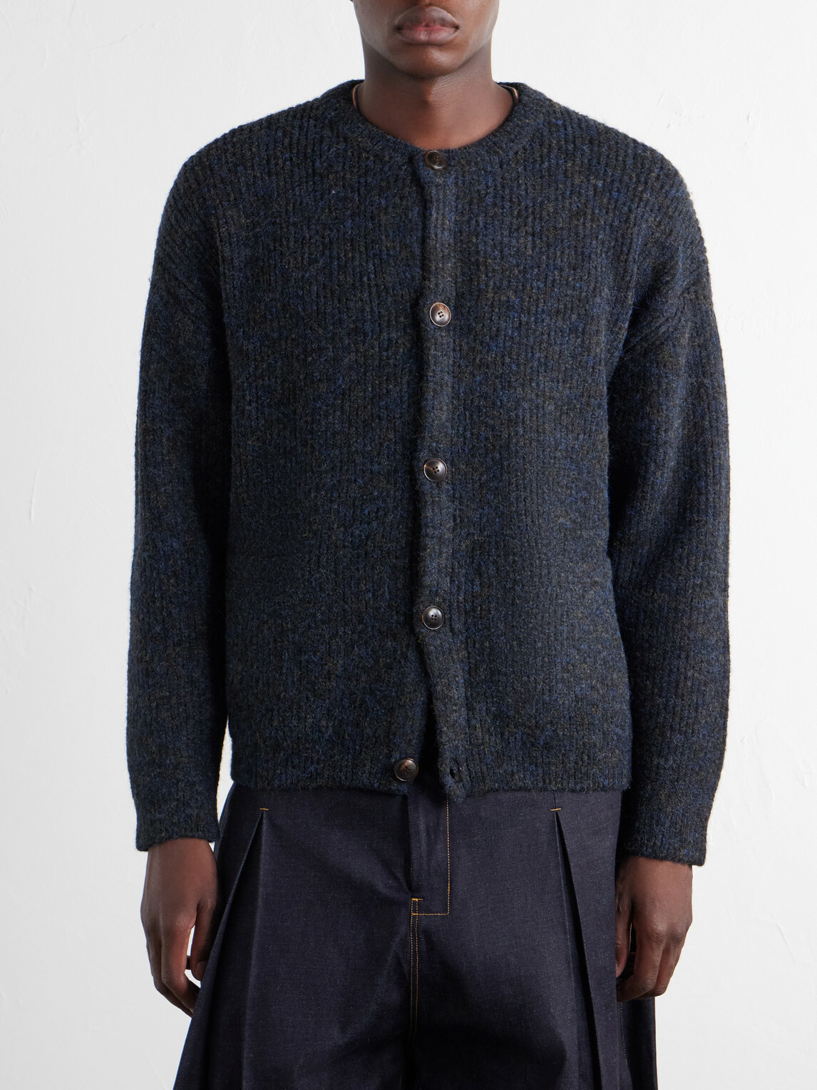 FrizmWORKS - Knitted Cardigan - Black