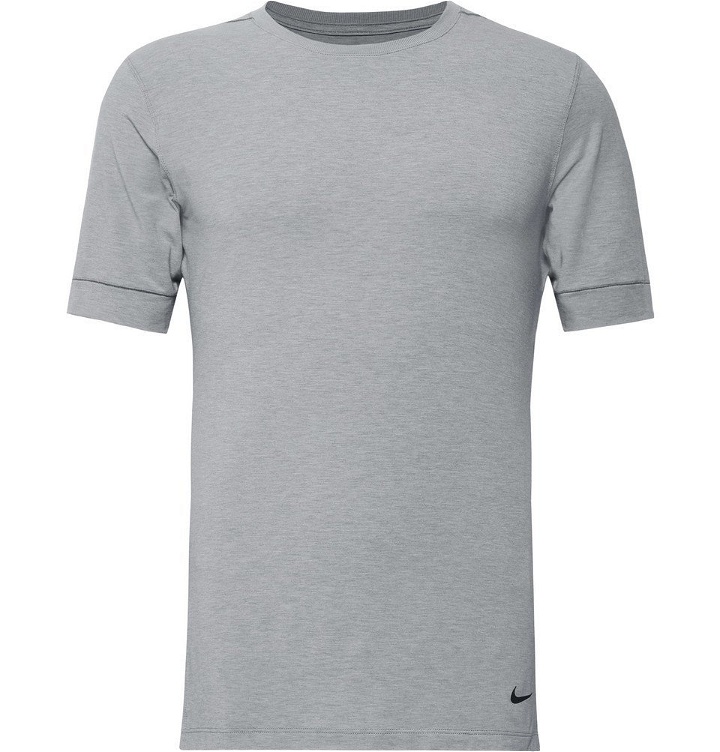 Photo: Nike Training - Transcend Slim-Fit Dri-FIT T-Shirt - Gray