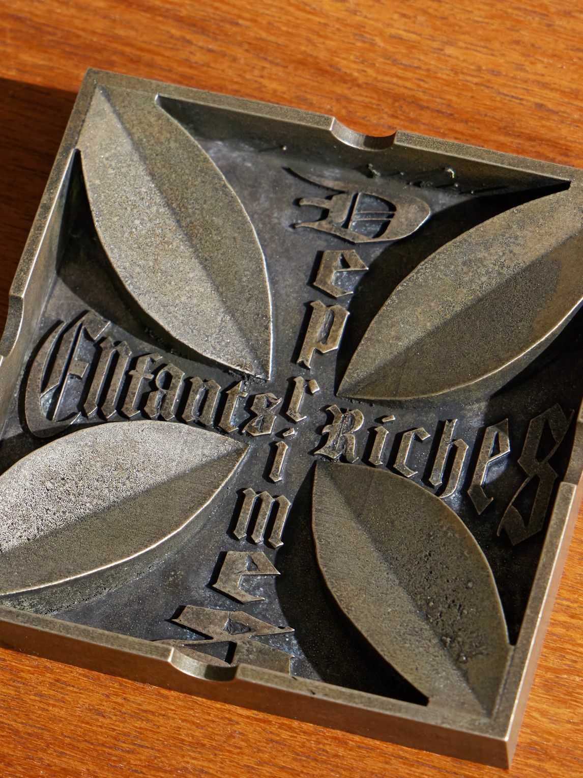 enfants riches deprimes 灰皿 Enfants Riches Déprimés - Logo-Engraved Burnished Bronze Ashtray