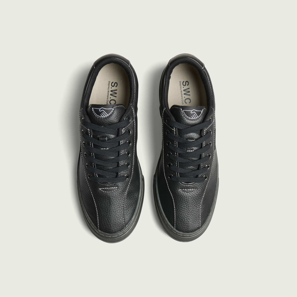 Stepney Workers Club Men's Dellow 02 Tumbled Leather Sneaker in Black