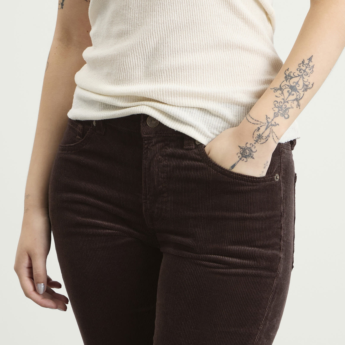 Good American Women's Good Low Rise Bootcut Jeans in Espresso