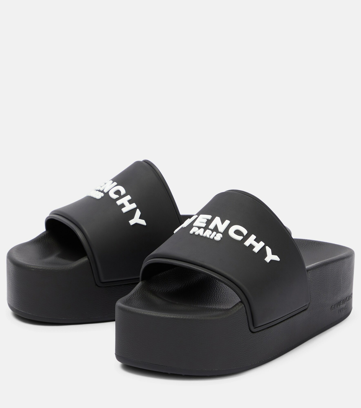 【関税＆送料込み】Givenchy Logo Pool Slides GIVENCHY Logo-print rubber slides | NET-A-PORTER