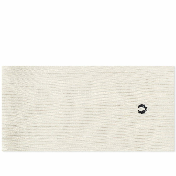 Photo: Fred Perry Authentic Men's Ribbed Scarf in Ecru/Black