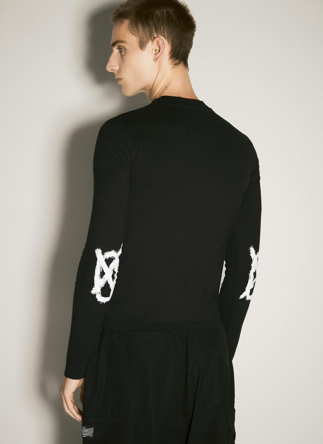 032C Victor Tight Long Sleeve T-Shirt