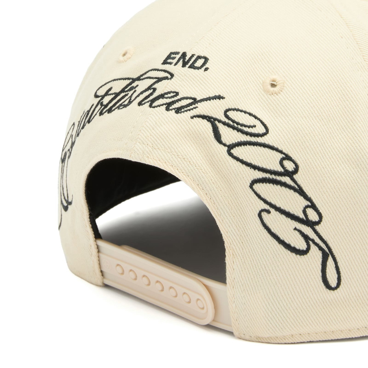 END. Globally Sourced Cap in Natural 