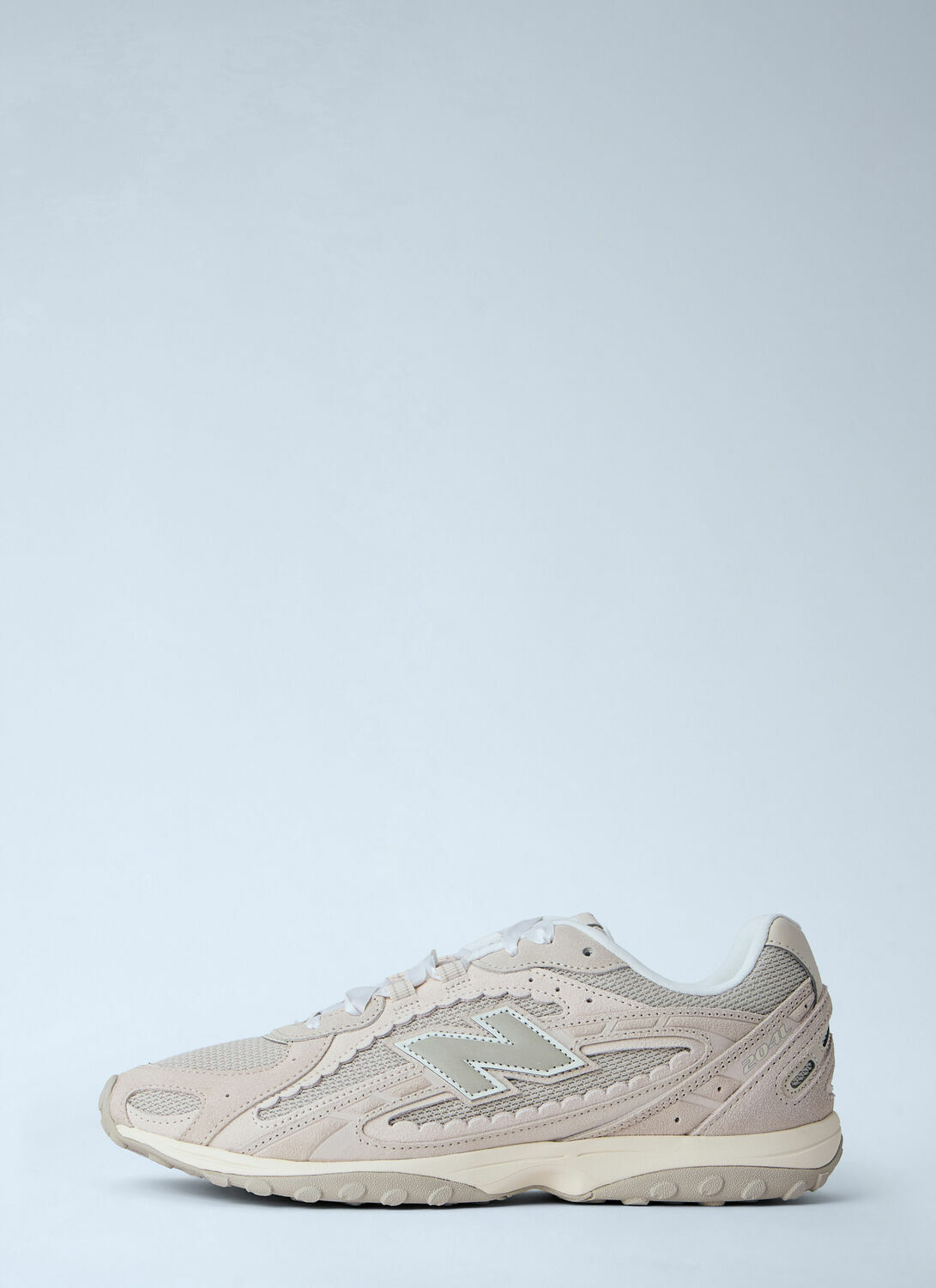 New Balance 204L Sneakers