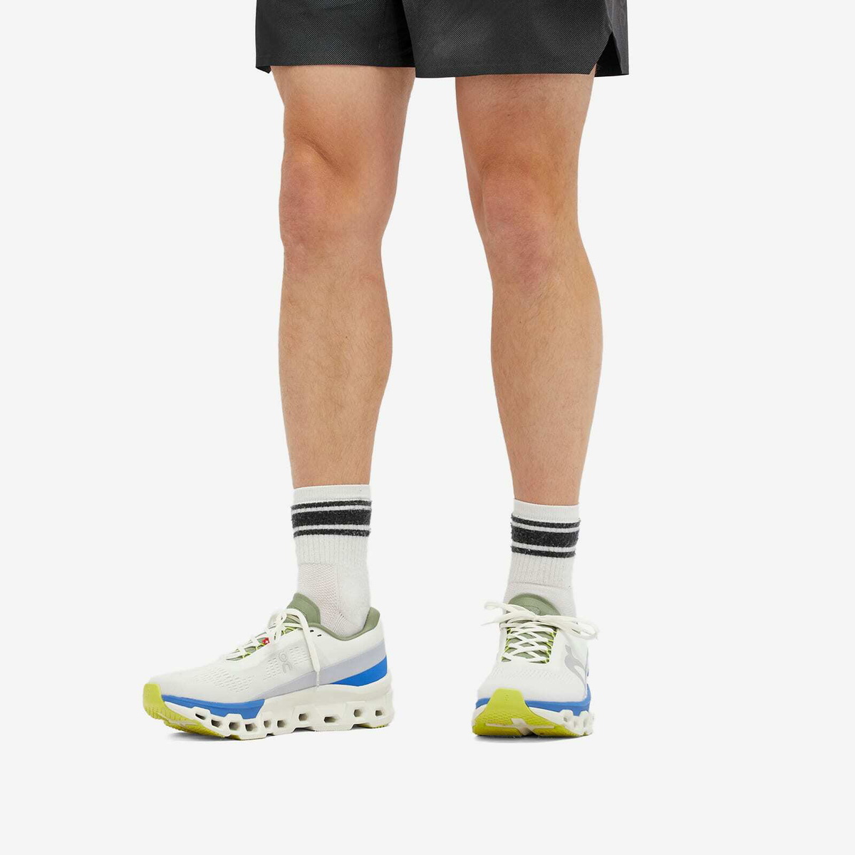 ON Running Cloudmster 2 DISTANCE in White/Lapis