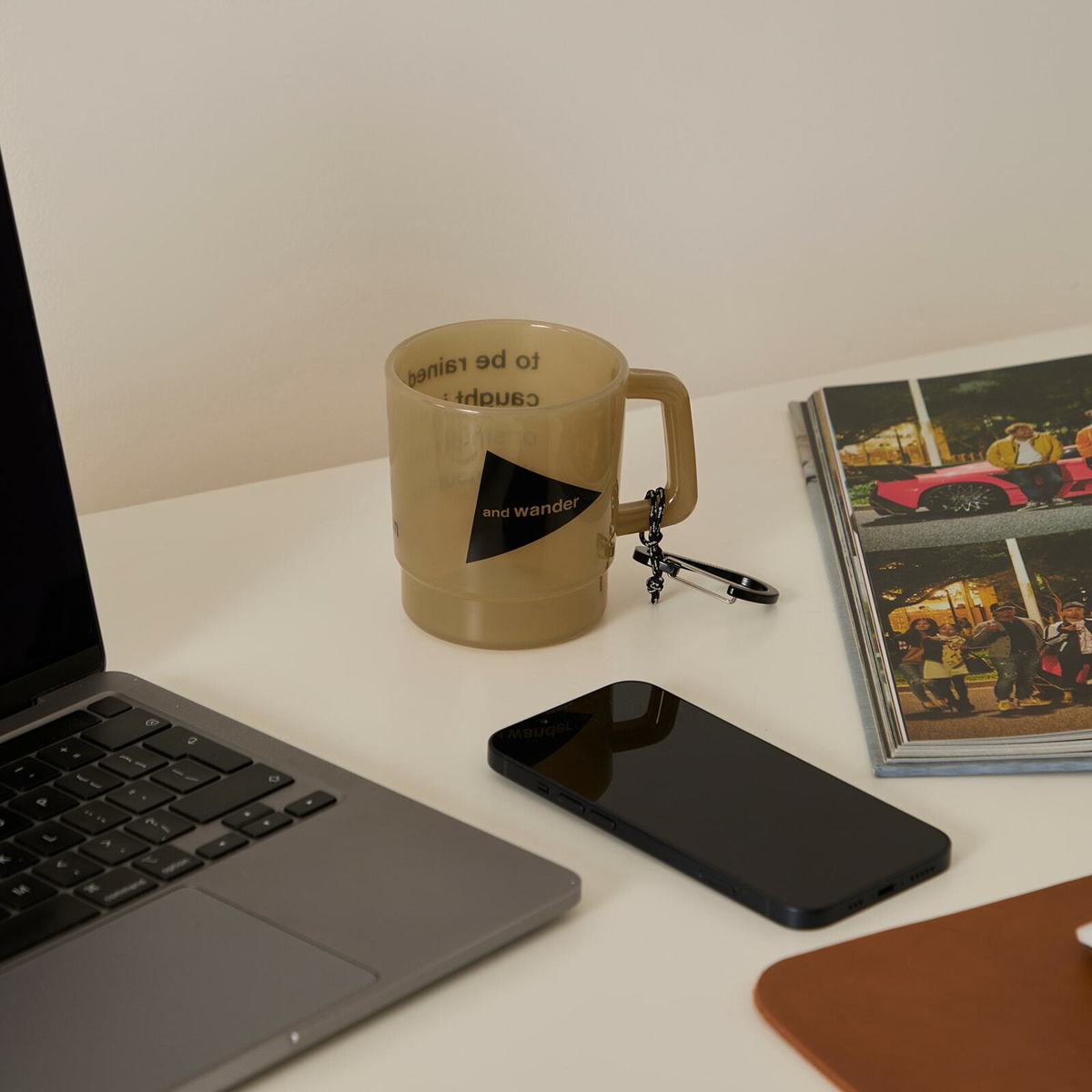 and wander Logo Mug in Beige 