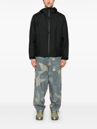 The North Face Man Packable Light Rain Jacket in Black