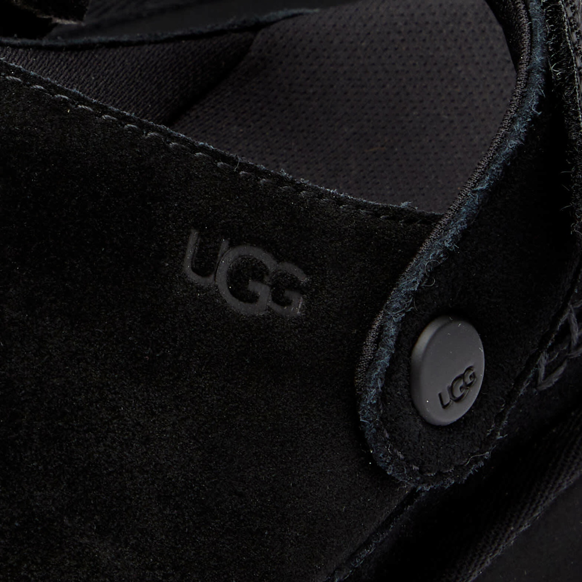 UGG Women's Goldenstar Clog in Black Ugg
