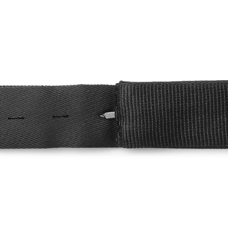 Gucci Pre-tied Silk-grosgrain Bow Tie in Black for Men